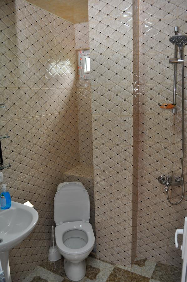 Sofia Guest House Кутаїсі Екстер'єр фото