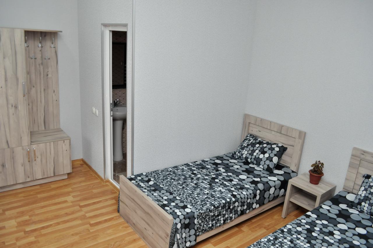 Sofia Guest House Кутаїсі Екстер'єр фото